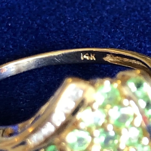 14 Karat yellow gold, green tourmaline and diamond ring signed STS size 9 - Picture 8 of 8